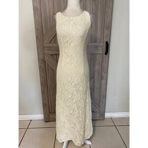 Adrianna by Rachel Kaye 4P Cream lace dress